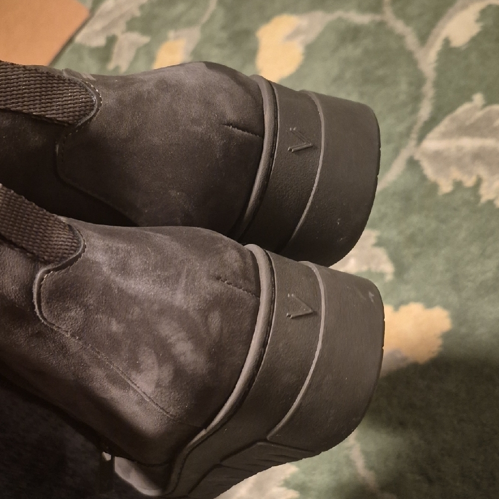 Women's Suede Side-Zip Ankle Boots - Gray - Picture 3 of 13